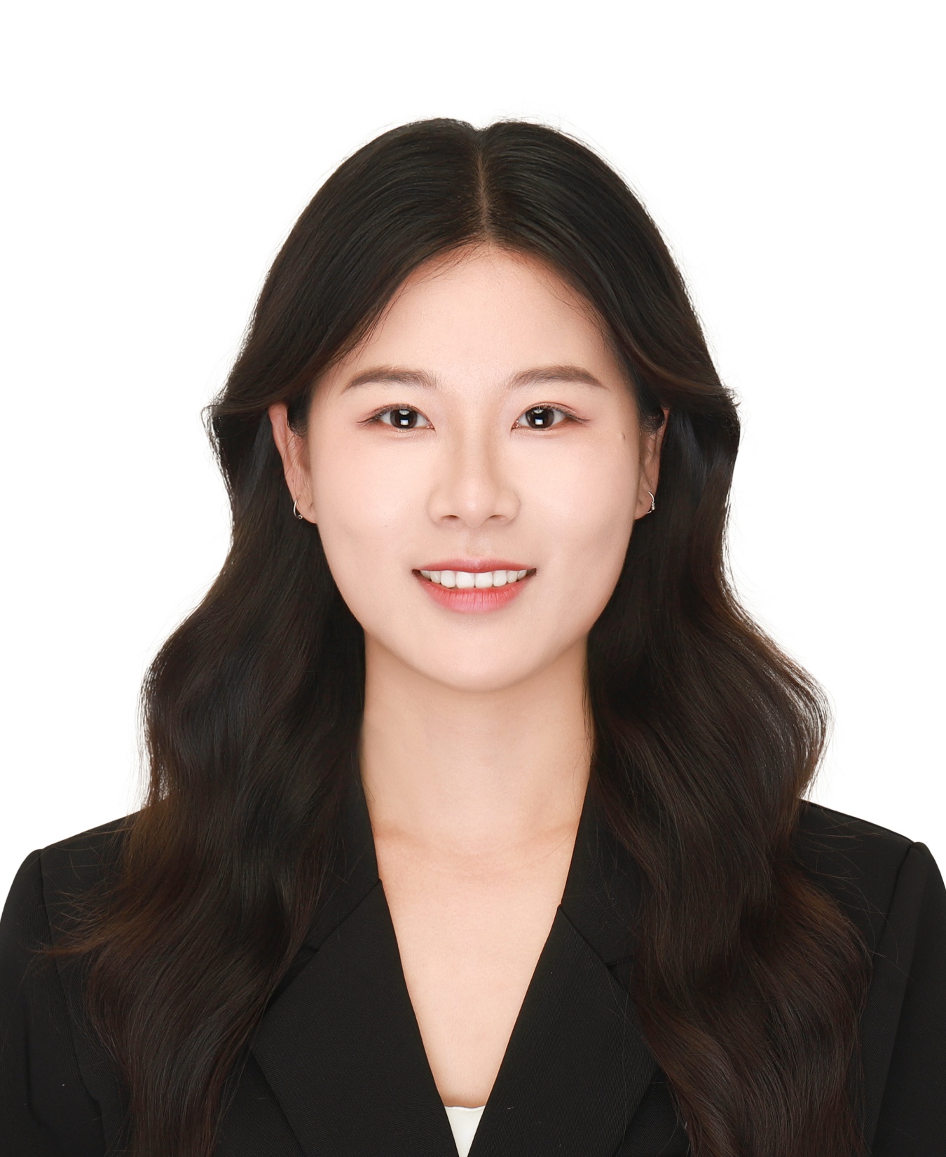 Y. Yuan Yuan Yue